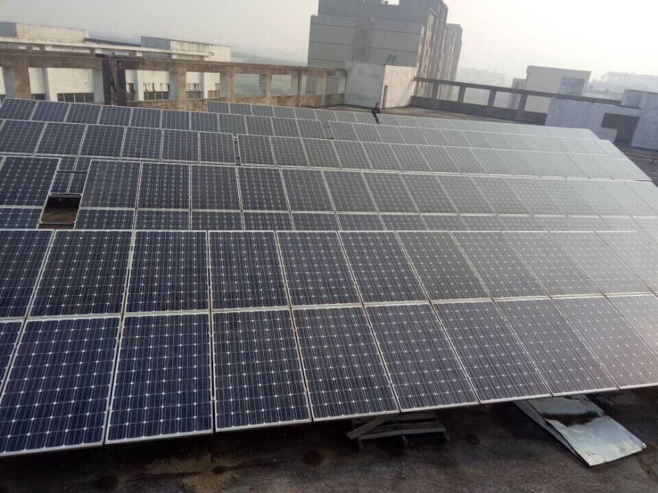 工業(yè)發(fā)電站太陽(yáng)能案例